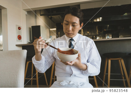 料理人 95823548