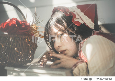 優しい日差しの中で 95824848