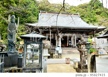 第23番札所 医王山 無量寿院 薬王寺(本堂)　【徳島県海部郡美波町】 95827415