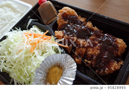 とんかつ弁当 とんかつ弁当 95828993
