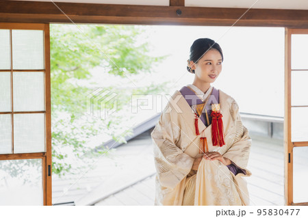 白無垢　色掛下　花嫁 95830477