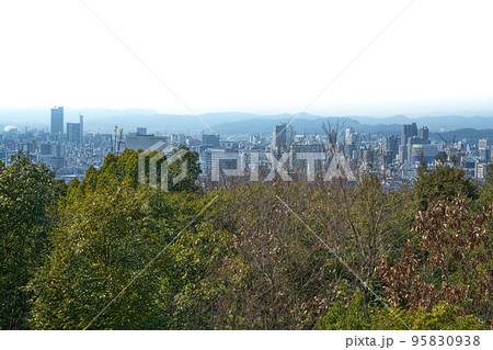操山公園　三勲神社跡からの岡山市街の眺め1　岡山県岡山市中区 95830938