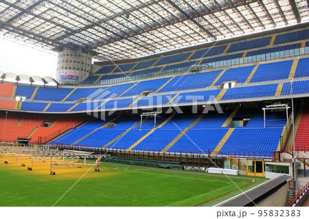 サンシーロ（スタディオ・ジュゼッペ・メアッツァ）ツアー 95832383