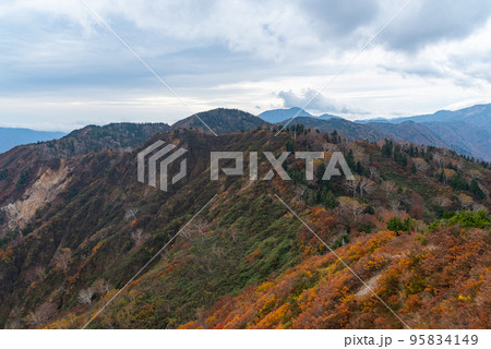 三方岩岳の紅葉 岐阜県 三方岩岳の紅葉 岐阜県 95834149
