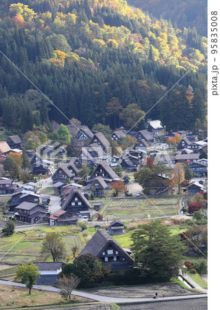 合掌造り集落　白川郷 95835008