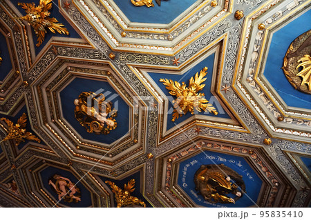 detail of golden ornamental ceiling 95835410