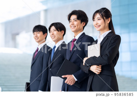 男性 ビジネス 就職活動 新入社員 男性 ビジネス 就職活動 新入社員 95836585