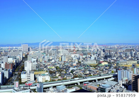 堺市役所21階展望ロビーから見た堺港方面の眺め 堺市役所21階展望ロビーから見た堺港方面の眺め 95837959