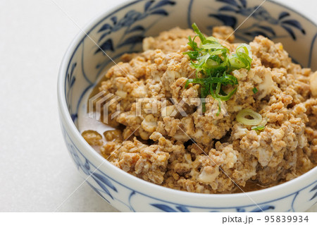 挽肉と豆腐の卵とじ 95839934