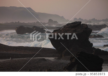 日本海の荒波 日本海の荒波 95853973