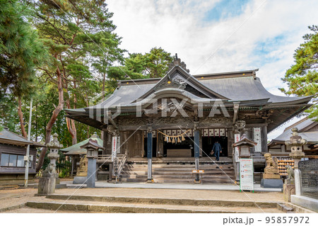 小牛田の山神社　社殿　子授,け・安産の神さま 95857972