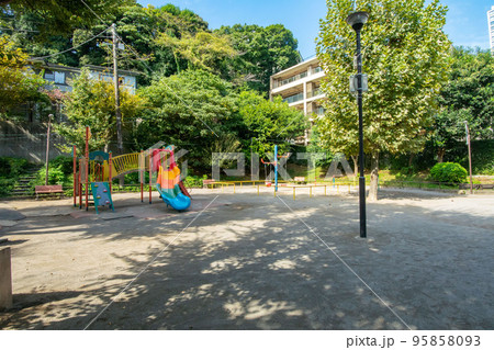 東京都港区立の狸穴公園 東京都港区立の狸穴公園 95858093