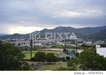 総合運動公園・展望台からの風景 【神奈川県 伊勢原市】 95858561