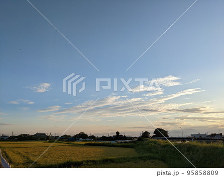 空と雲 95858809