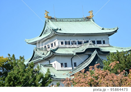 秋の名古屋城 秋の名古屋城 95864473