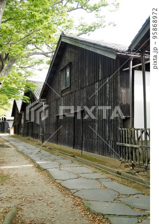 酒田の町並み　山居倉庫 95868972