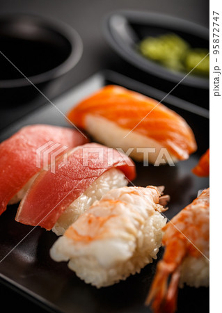 Sashimi sushi set Sashimi sushi set 95872747