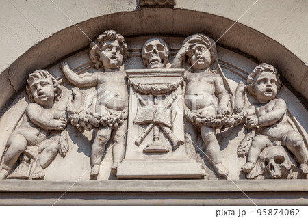 Amsterdam ancient mural with skulls and cherubs architecture, Netherlands Amsterdam ancient mural with skulls and cherubs architecture, Netherlands 95874062