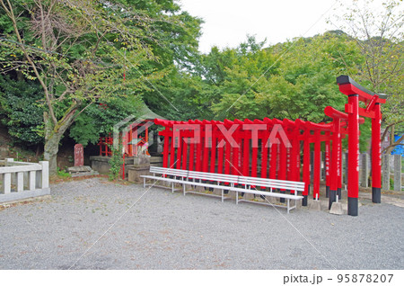 福岡県北九州市門司区にある淡島神社境内の高徳稲荷 福岡県北九州市門司区にある淡島神社境内の高徳稲荷 95878207