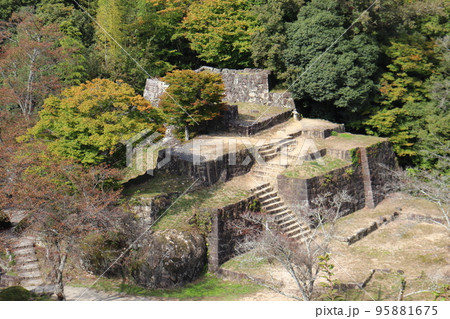 苗木城跡の大矢倉跡 苗木城跡の大矢倉跡 95881675