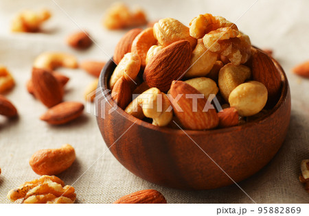 ミックスナッツ 95882869