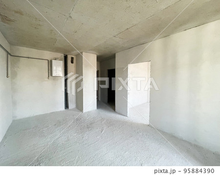 Interior of the apartment without decoration in gray colors 95884390