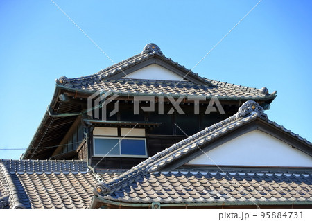 瓦屋根　イメージ 95884731