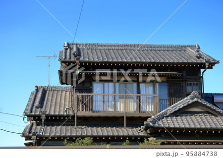 瓦屋根 イメージ 瓦屋根 イメージ 95884738