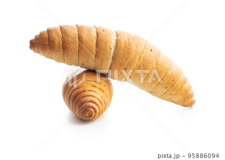 Bread roll. Croissant isolated on white background. 95886094