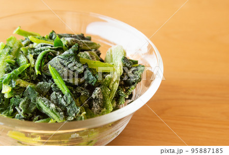 冷凍ほうれん草　冷凍野菜　ホウレンソウ 95887185