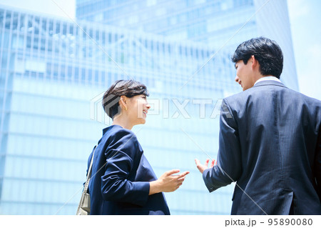 ビジネス 若い ビジネス 若い 95890080