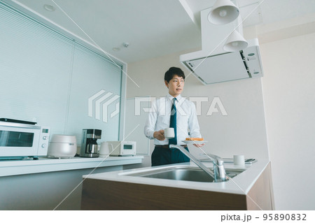his home his home 95890832