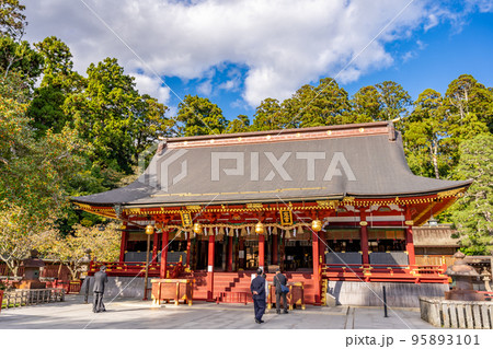 塩釜神社　左右宮拝殿 95893101