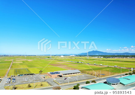 茨城県　青空の展望風景 95893543