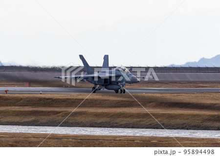 EOSR.山口岩国、帰還した戦闘機。 EOSR.山口岩国、帰還した戦闘機。 95894498