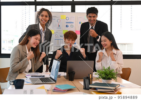 Group of start up business people brainstorming, collaborating on project development in corporate office 95894889