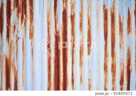 錆びたトタン板 背景素材 テクスチャ 錆びたトタン板 背景素材 テクスチャ 95895072