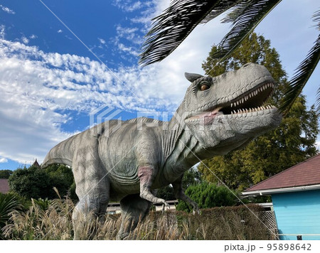 カルノタウルス（伊豆ぐらんぱる公園） 95898642