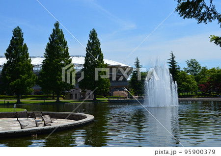仙台市七北田公園の噴水 95900379
