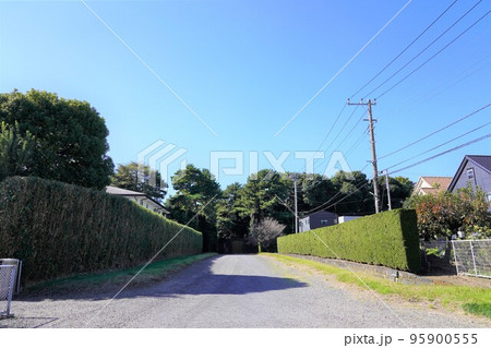 越谷の宮内庁の埼玉鴨場（御猟場）の入口 95900555