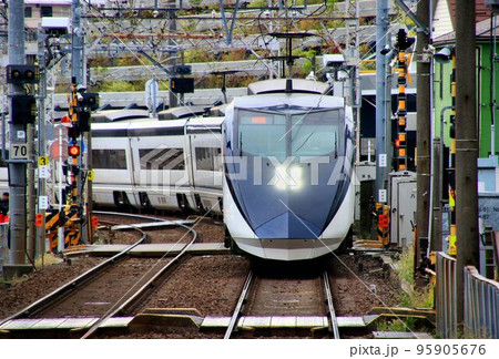 最高速度160km/h 国際空港へのアクセスを担う… 京成電鉄・スカイライナー 最高速度160km/h 国際空港へのアクセスを担う… 京成電鉄・スカイライナー 95905676