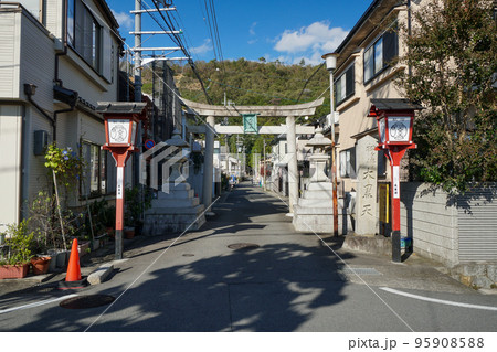松ヶ崎大黒天 参道鳥居 松ヶ崎大黒天 参道鳥居 95908588