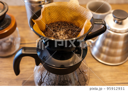 【コーヒー】ハンドドリップ【ペーパードリップ】 95912931