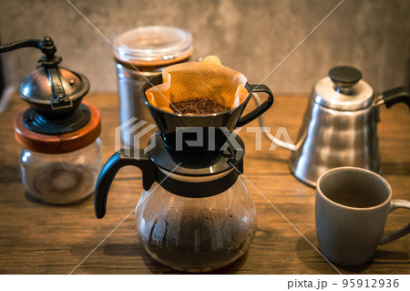 【コーヒー】ハンドドリップ【ペーパードリップ】 95912936