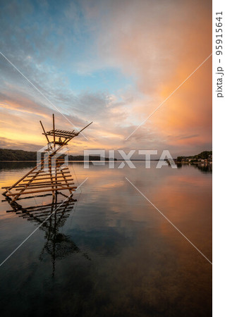 ぼら待ち櫓 95915641