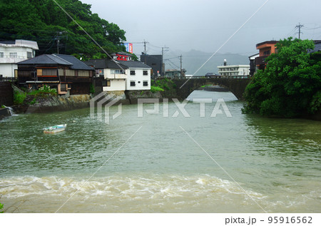 昭和の風情漂う日南市油津の堀川と石橋 昭和の風情漂う日南市油津の堀川と石橋 95916562