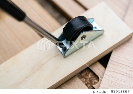 キャスターをDIY 95918367