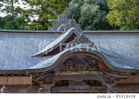 天萬神社　拝殿　鳥取県西伯郡南部町天萬 95918428