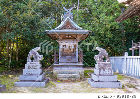 天萬神社　摂社　鳥取県西伯郡南部町天萬 95918739