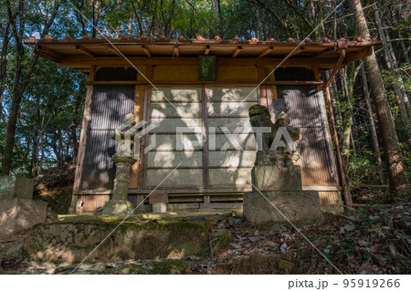 楽々福神社 拝殿 鳥取県西伯郡南部町中 楽々福神社 拝殿 鳥取県西伯郡南部町中 95919266